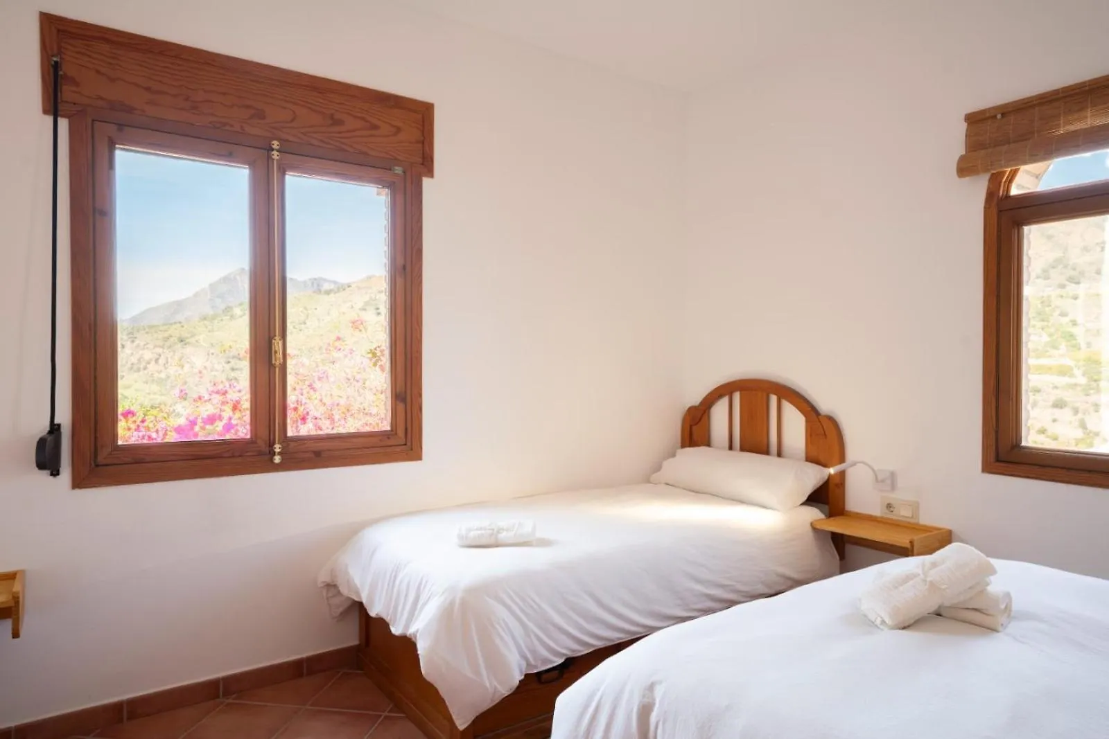 Villa Breathtaking Velez Viewpoint Vélez de Benaudalla 0*,