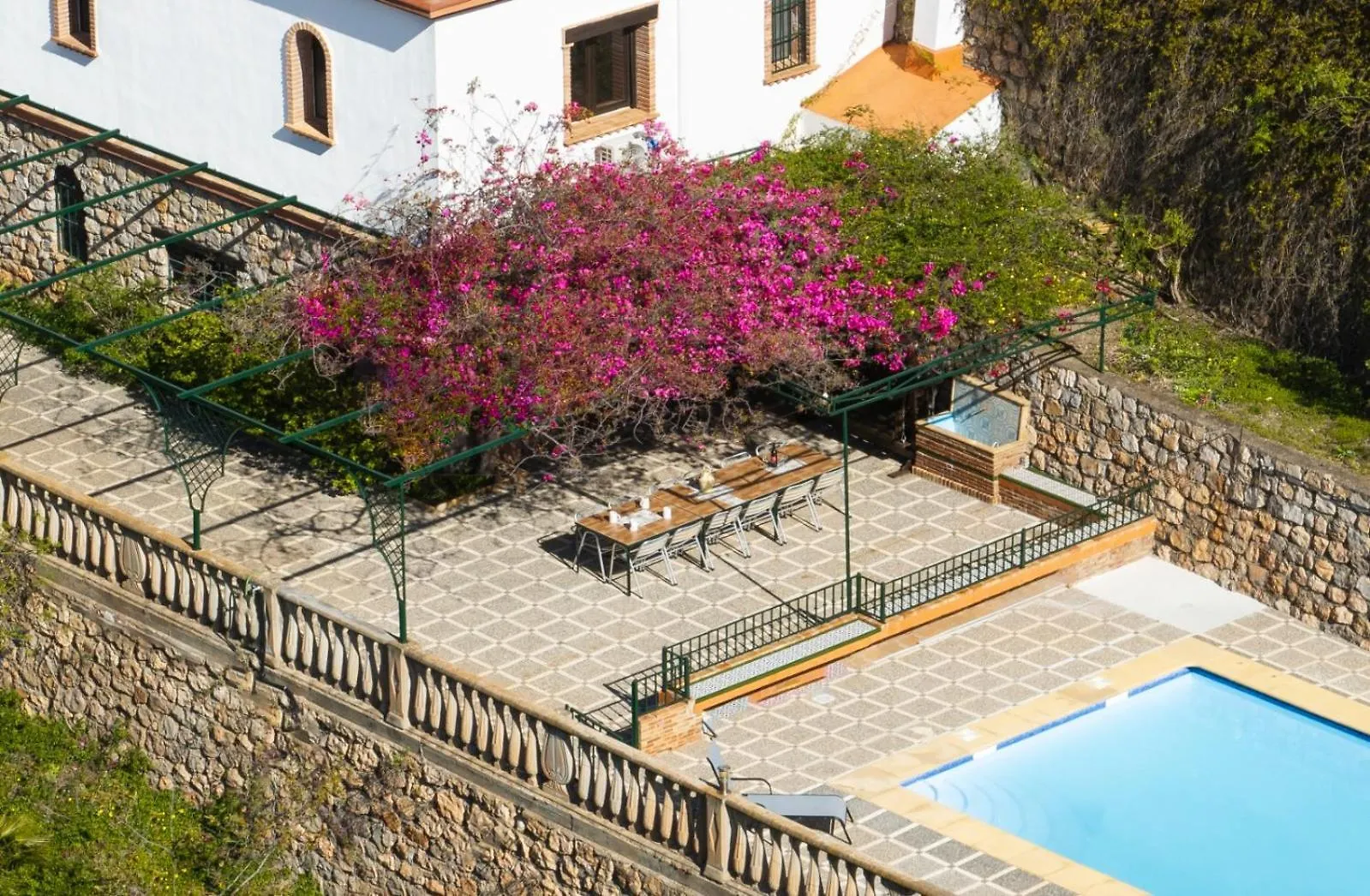 Breathtaking Velez Viewpoint Villa Velez de Benaudalla