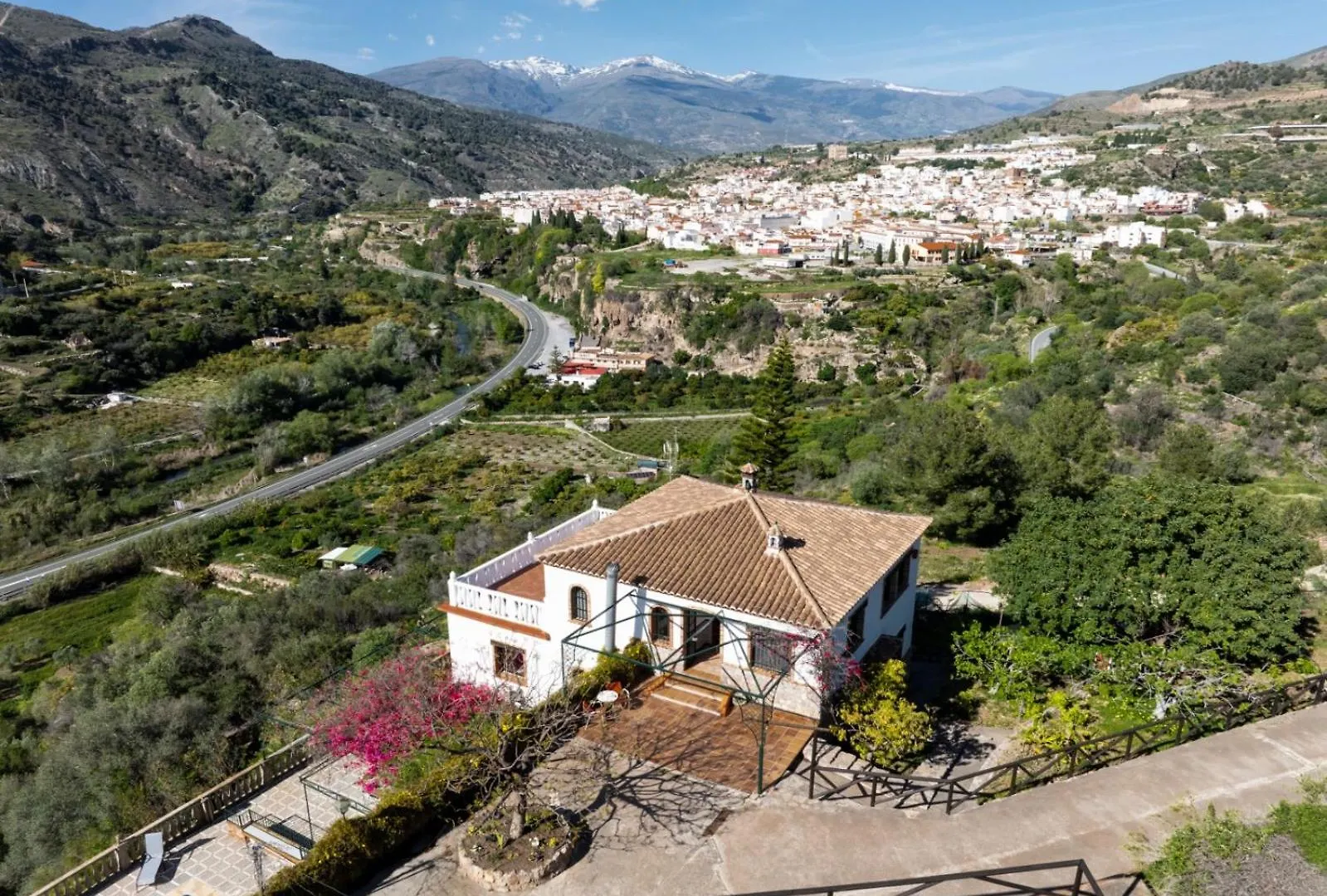 فيلا Breathtaking Velez Viewpoint Vélez de Benaudalla فيلة